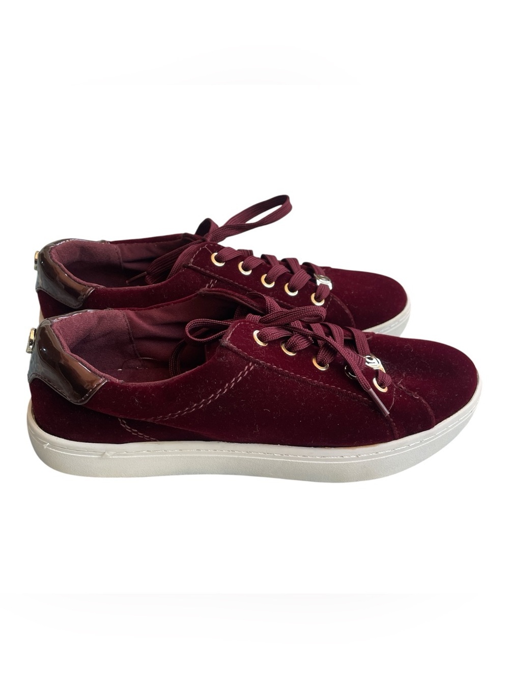 Liz Claiborne Warwick Burgundy Velvet Low Top Sneakers Shoes Size 7.5